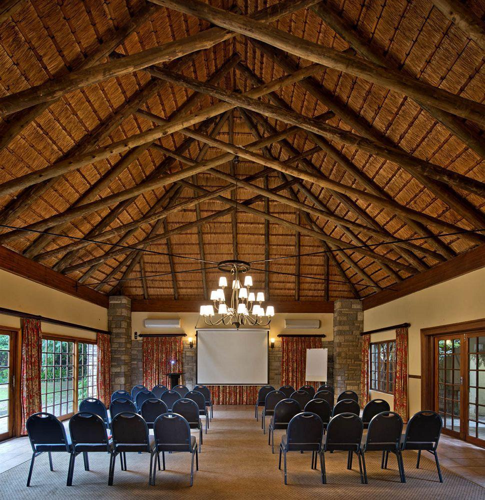 Champagne Sports Resort Drakensberg Екстер'єр фото