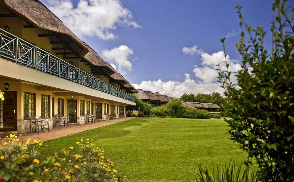 Champagne Sports Resort Drakensberg Екстер'єр фото